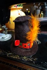 top hat pincushion KMPTH1 hoge hoed speldenkussen KMPTH1